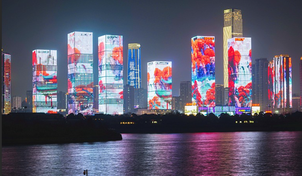 长沙"一江两岸"灯光秀