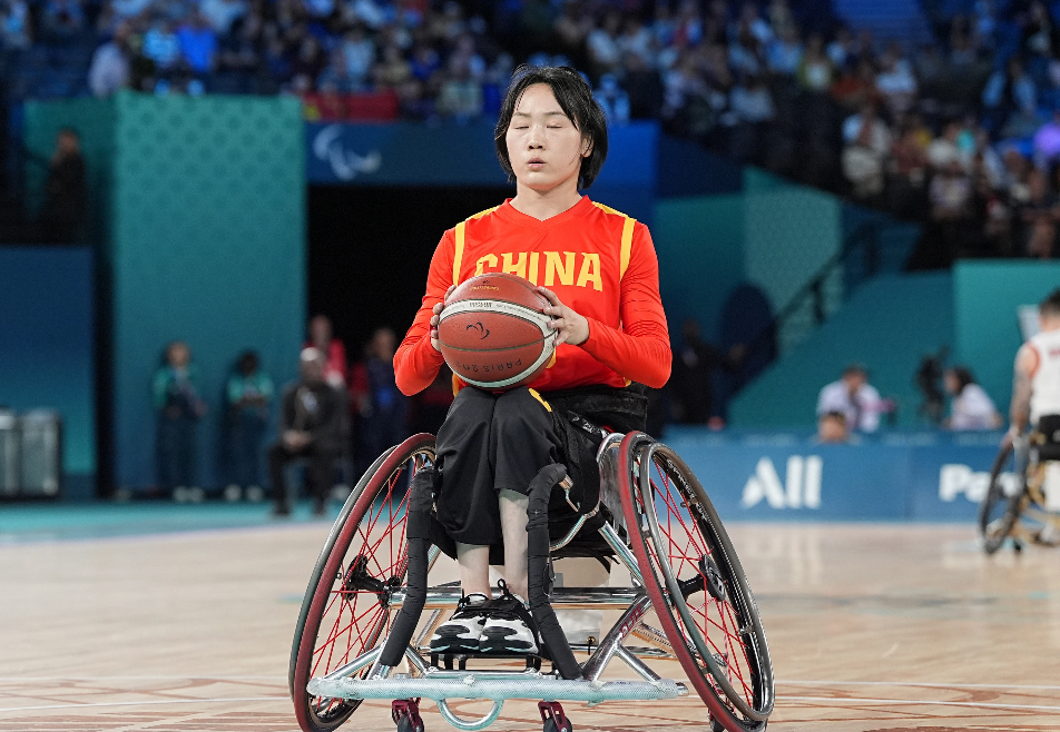 陈雪静,女,出生于1993年9月1日,中国残疾