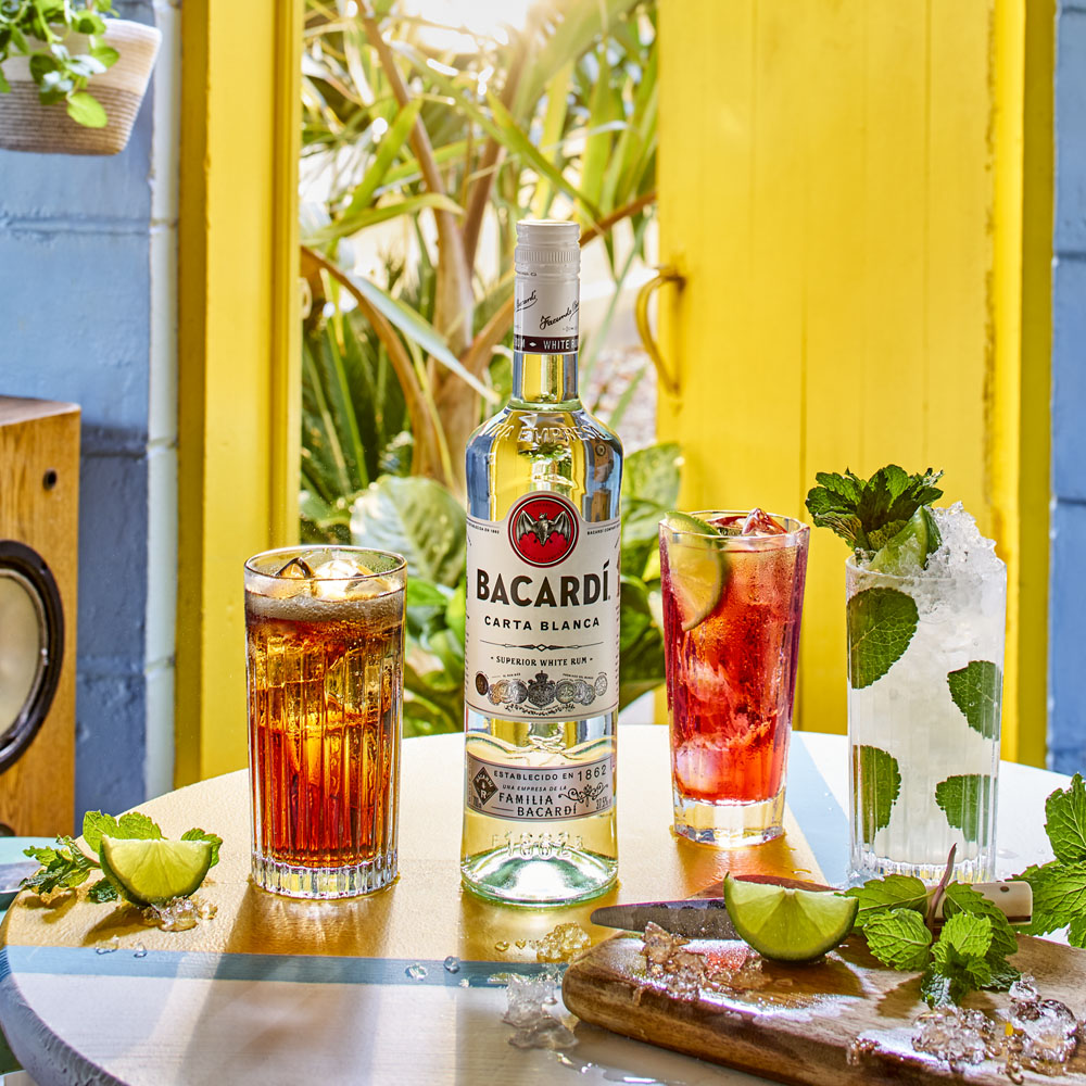  p> a target="_blank" href="/item/百加得/2300297" data-lemmaid="