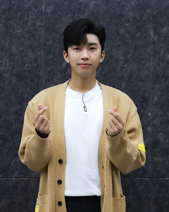  p>林英雄(         ),1991年6月16日出生于