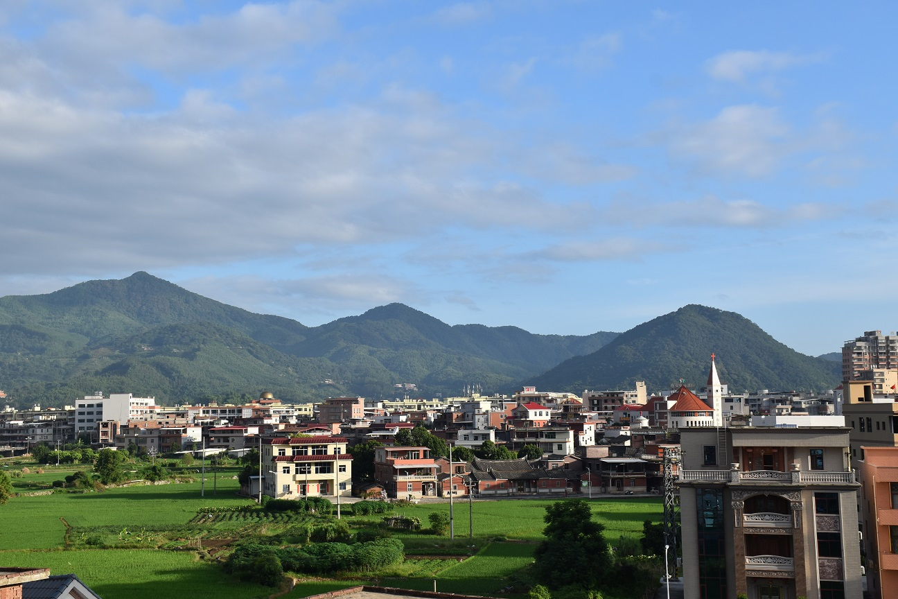  p>山二村古称山头城,位于福建省泉州 a target="_blank" href="/item