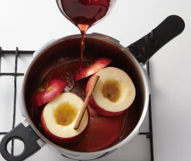 肉桂红酒煮苹果