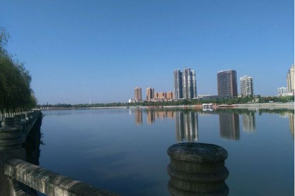 宜城市鲤鱼湖科技孵化产业园
