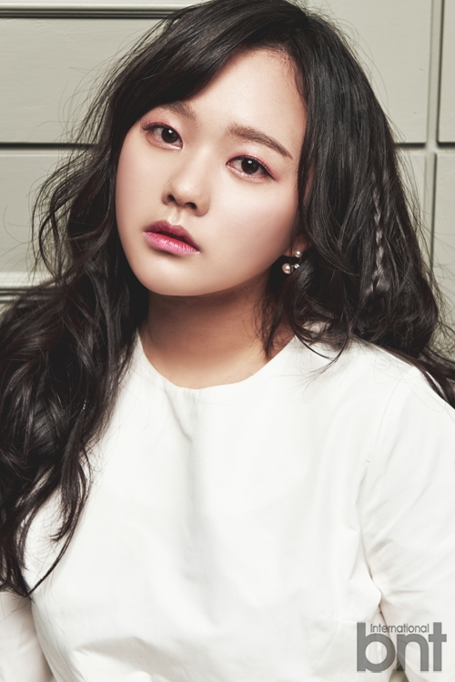  p data-id="gnco218m29">郑知晓 i>