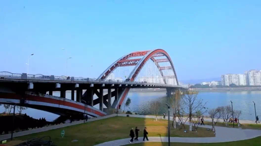  p data-id="ufbmwjhs3zko"> 富乐大桥( 涪江三桥)位于四川省绵阳市区