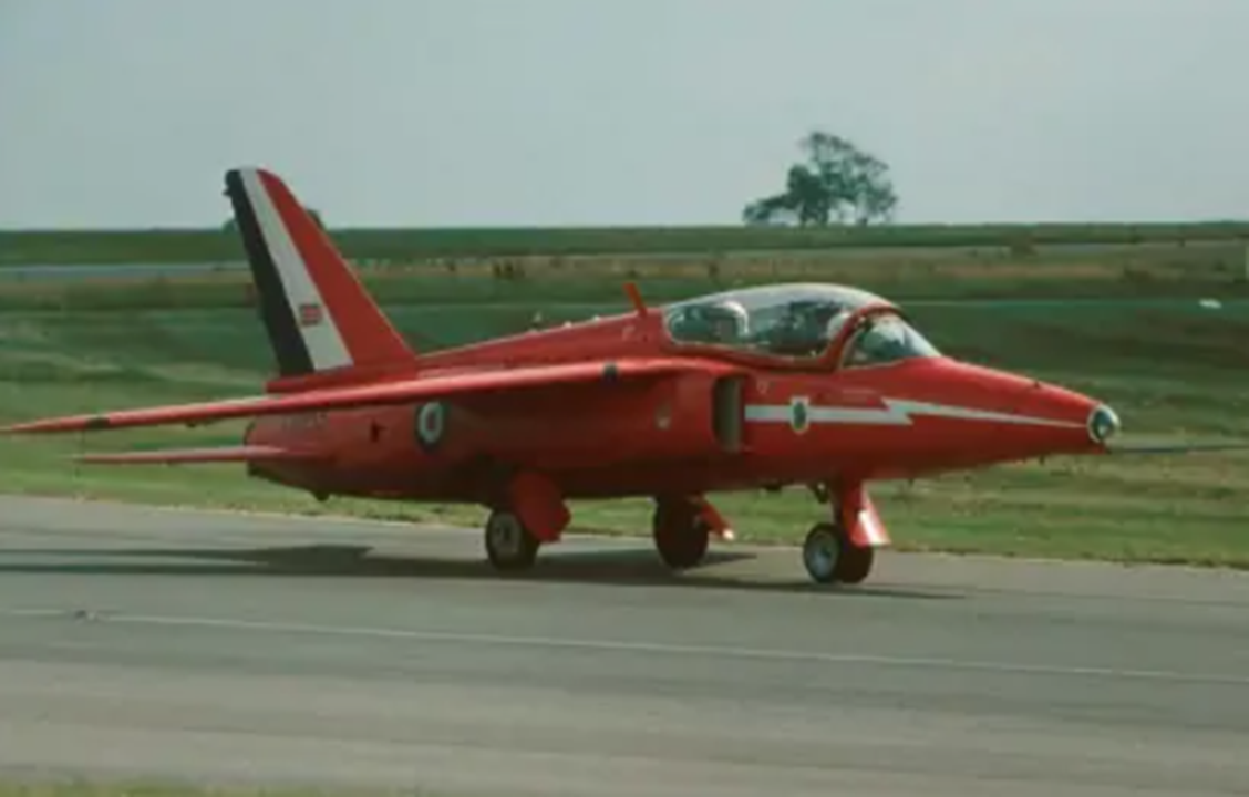  p>蚊蚋(gnat),1950年英国著名的飞机设计师w.e.w.贝特(w.e.w.