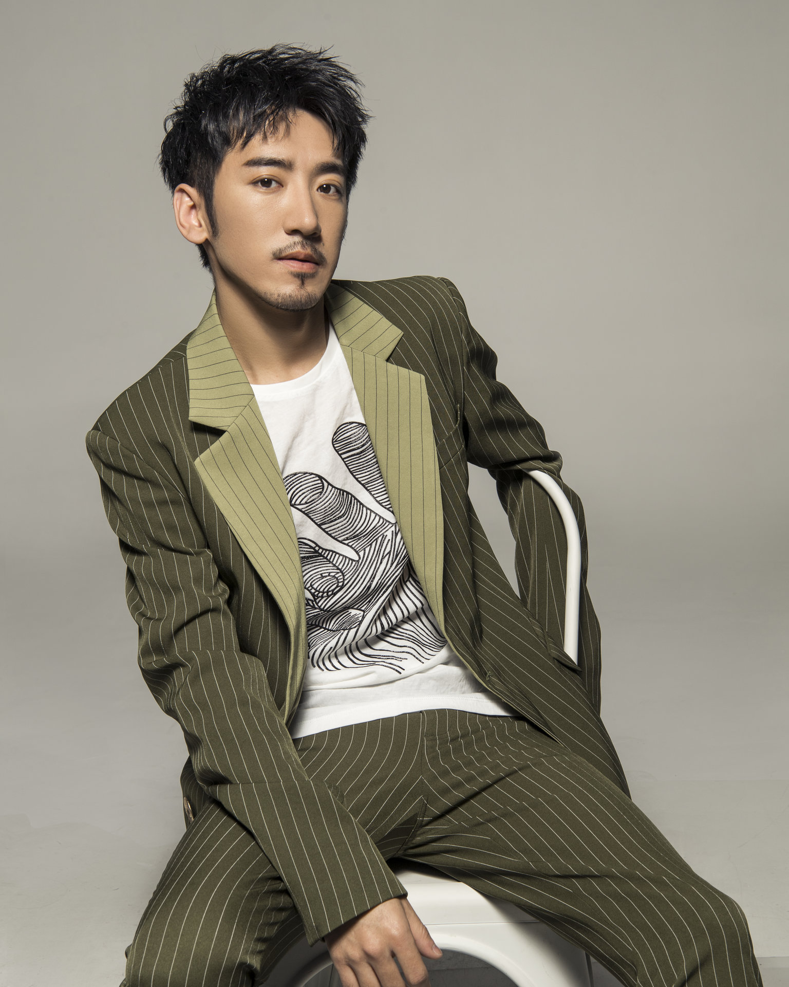  p>王萌,1988年11月1日出生于内蒙古包头市,中国