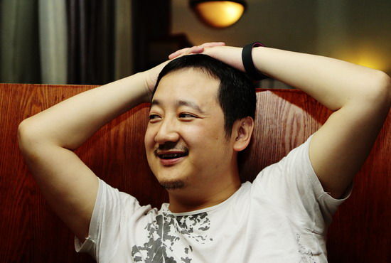  p data-id="gnbx2v95aw">韩杰,1977年出生于山西省孝义市,中国内地