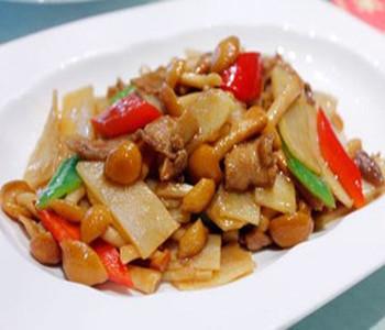 滑子菇炒土豆片