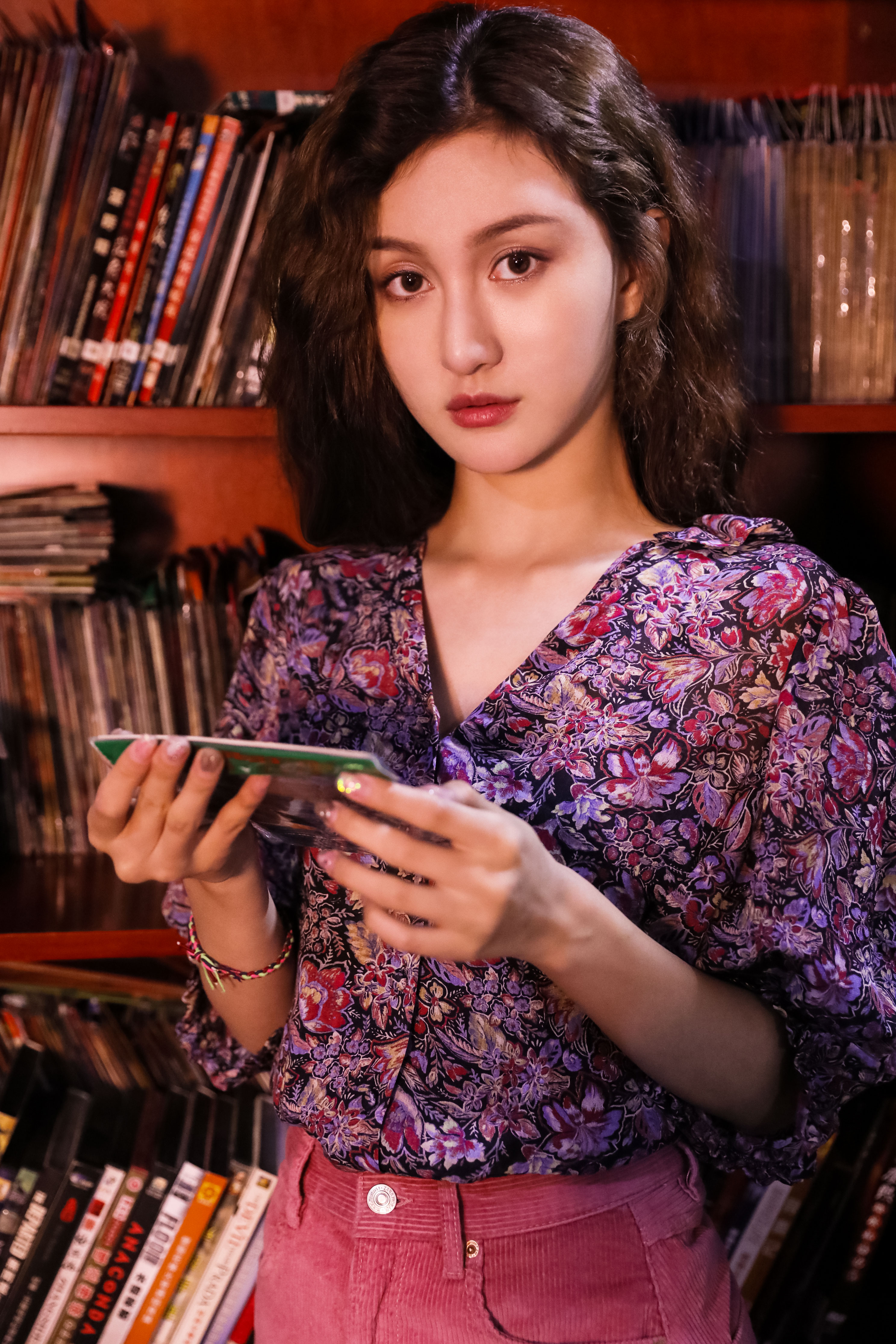 pbr98ia">陈薪璇,1993年5月25日出生于江西省九江市,中国内地女演员