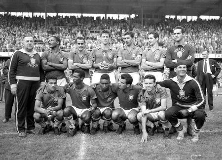 sele    o brasileira de futebol)是由巴西足球联盟负责管理的国家