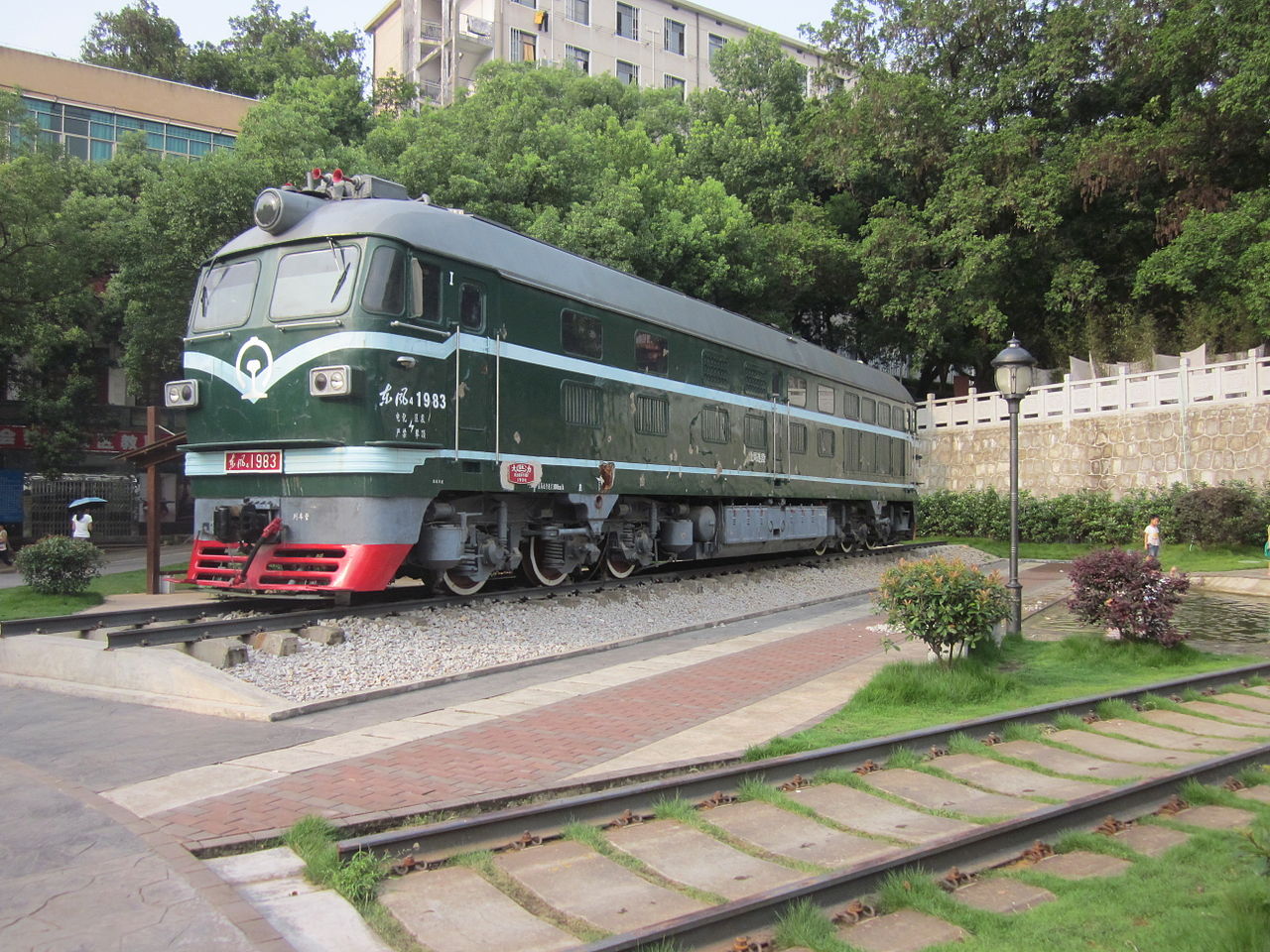  p> b>东风4b型内燃机车 /b>(df4b)是 a target="_blank" href="/item