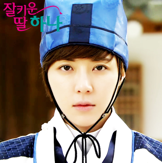 好好长大的女儿荷娜