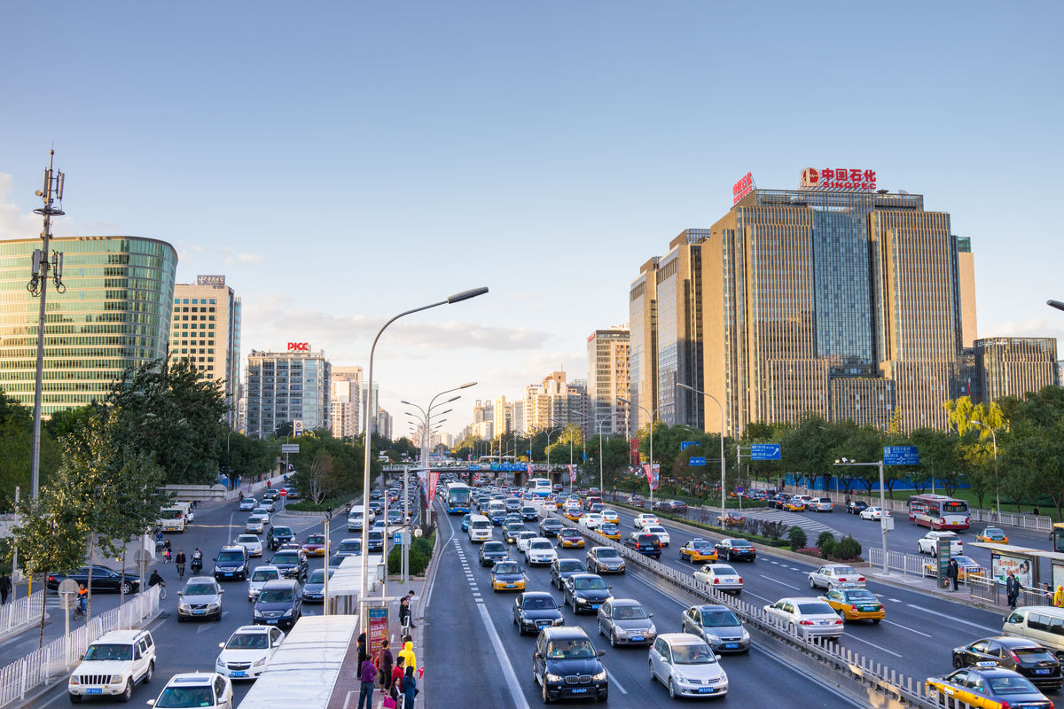  p data-id="gnyuqkwruw">朝阳门桥位于北京市朝阳门内大街,朝阳门外