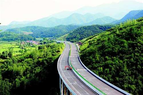  p>保宜高速全称为湖北省保康至宜昌高速公路,是国家高速呼北高速