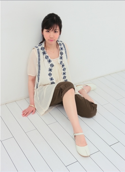  p>奥村初音,日本著名女歌手与演员,2007年出道,至今仍被称为乐坛抒情