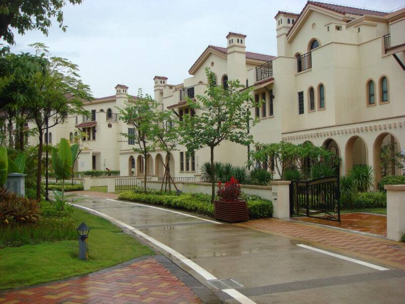 深业鹏基半山名苑