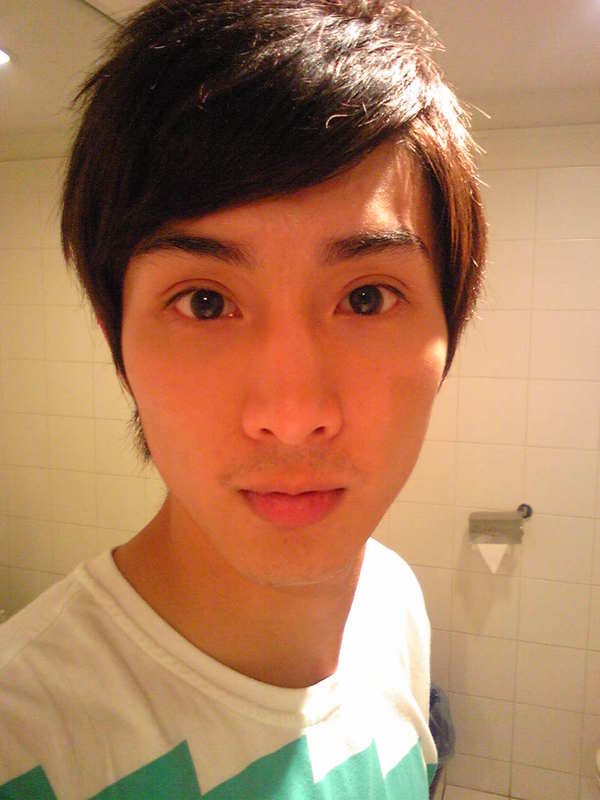  p data-id="gntrn7r6mh">翁瑞迪(aben,艺名:阿本),1982年6月11日出生