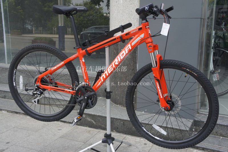  p>美利达公爵350,是美利达自行车"公爵"系列的一个车型. /p>