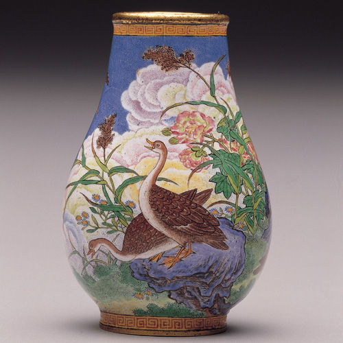 清画珐琅芦雁图瓶