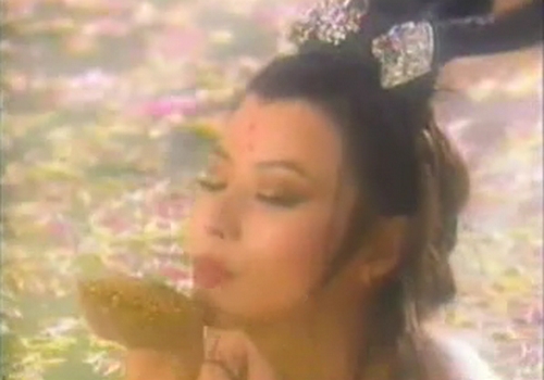 p>李美凤,1963年8月31日生于 a target="_blank" href="/item/香港