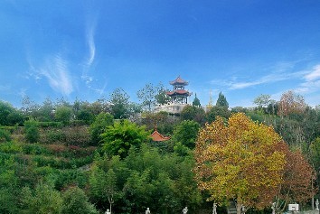 十堰市东风高级中学