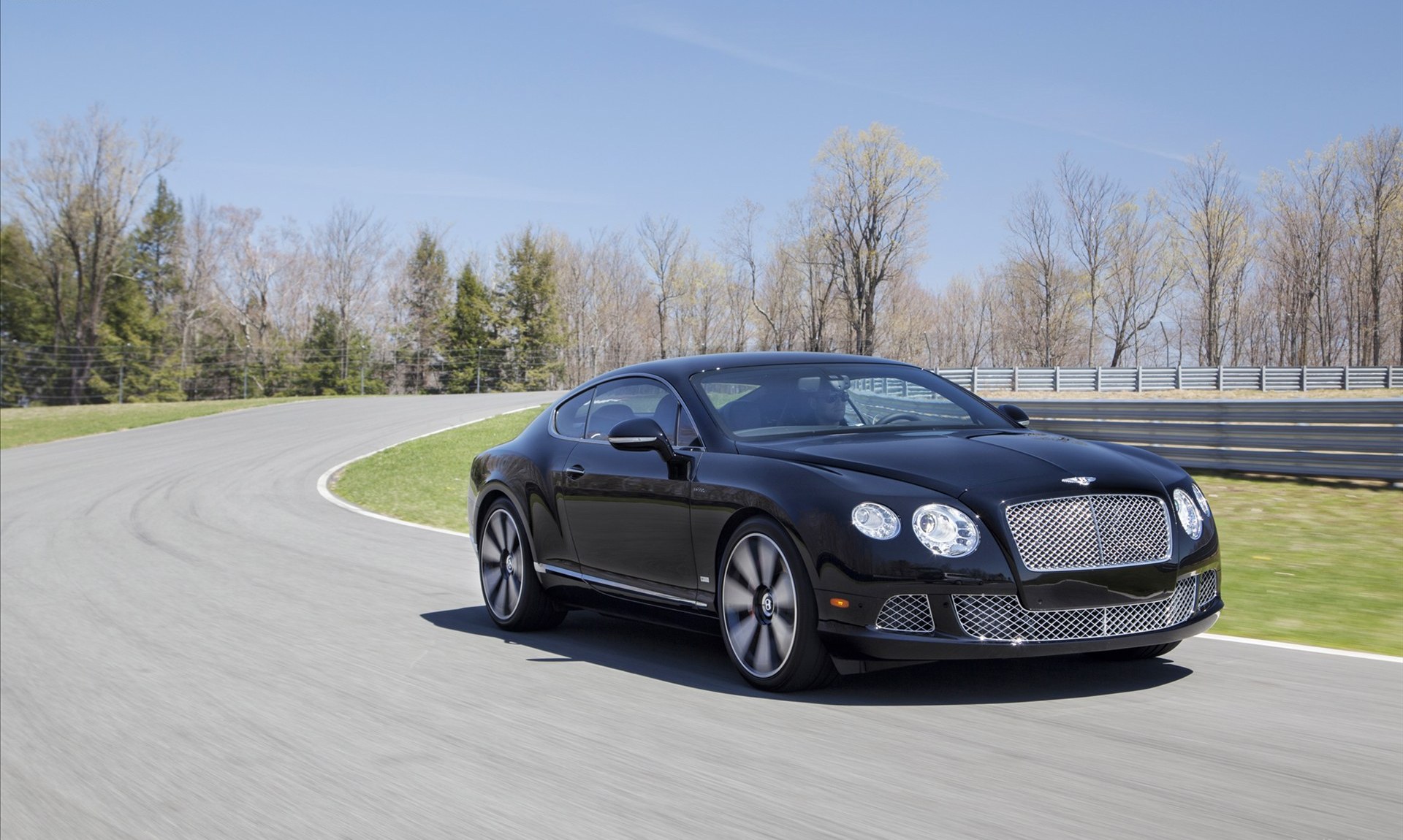  p>宾利(bentleymotors limited),英国豪华汽车品牌,总部位于英国克鲁