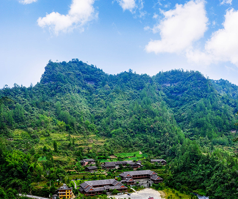  p data-id="gnzlst9syp">土家十三寨(国际aaaa级旅游景区)位于重庆市