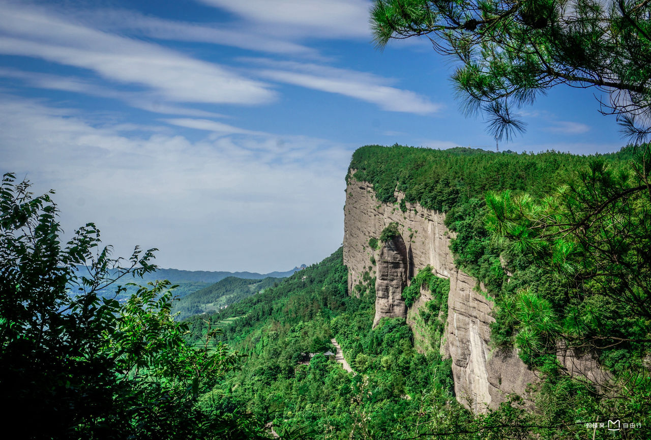  p>剑门关风景区是国家aaaaa级旅游景区, a target="_blank" href="