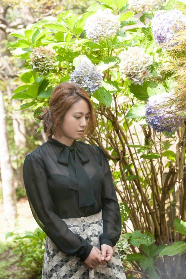  p data-id="gnx1n26opf">矶山沙也加,1983年10月23日出生于茨城县