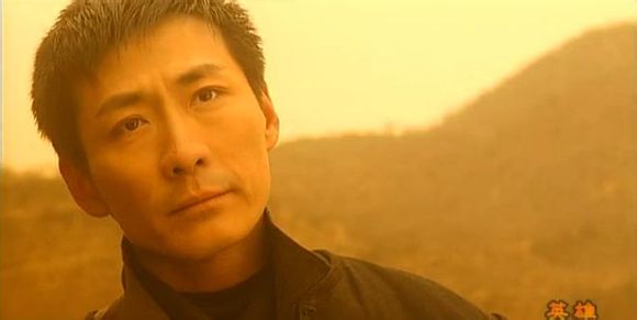  p>燕双鹰是电视剧《英雄》及其衍生作品中的男主角,1918年生, a