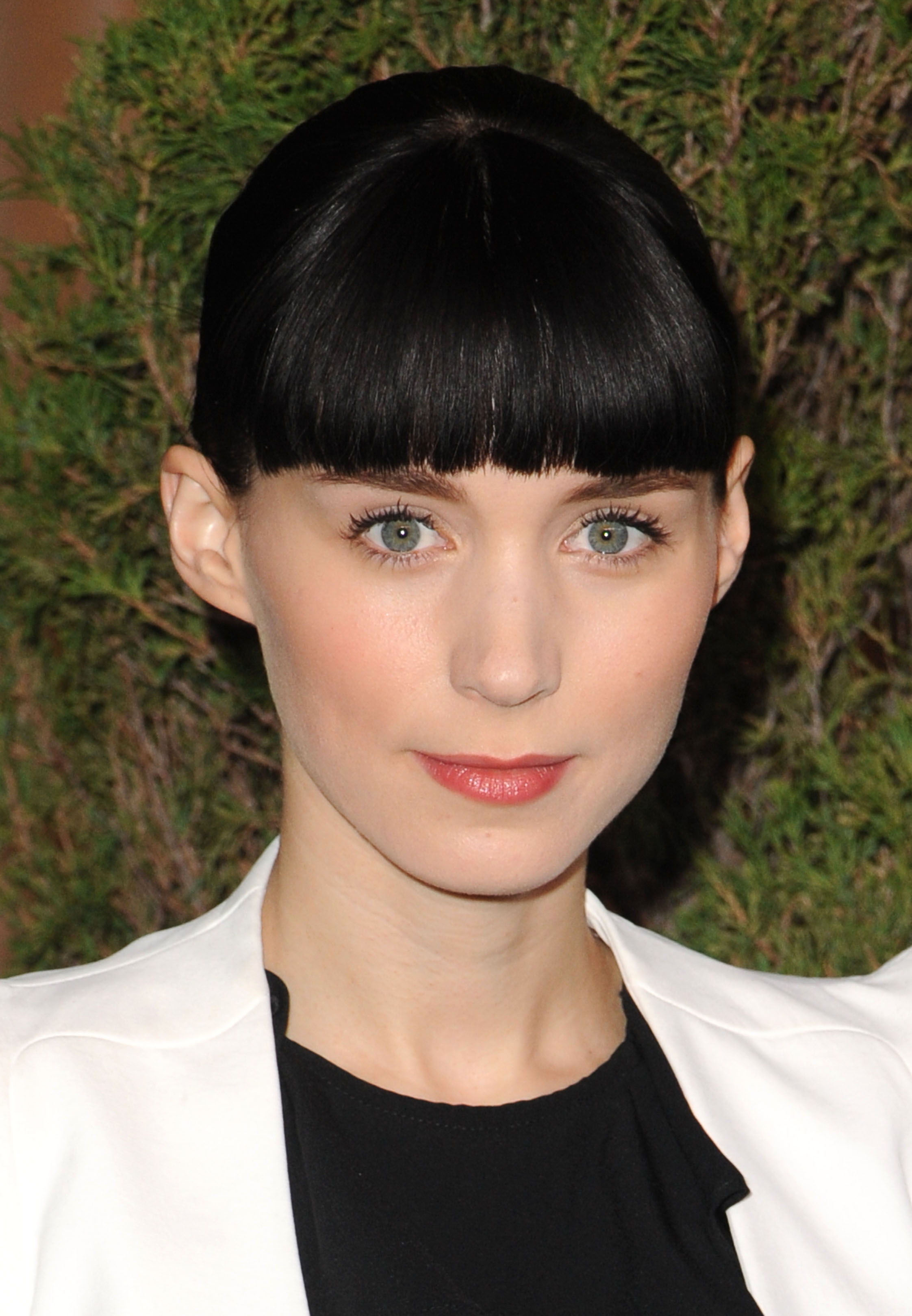  p>鲁妮·玛拉(rooney mara),1985年4月17日出生于美国纽约,美国影视