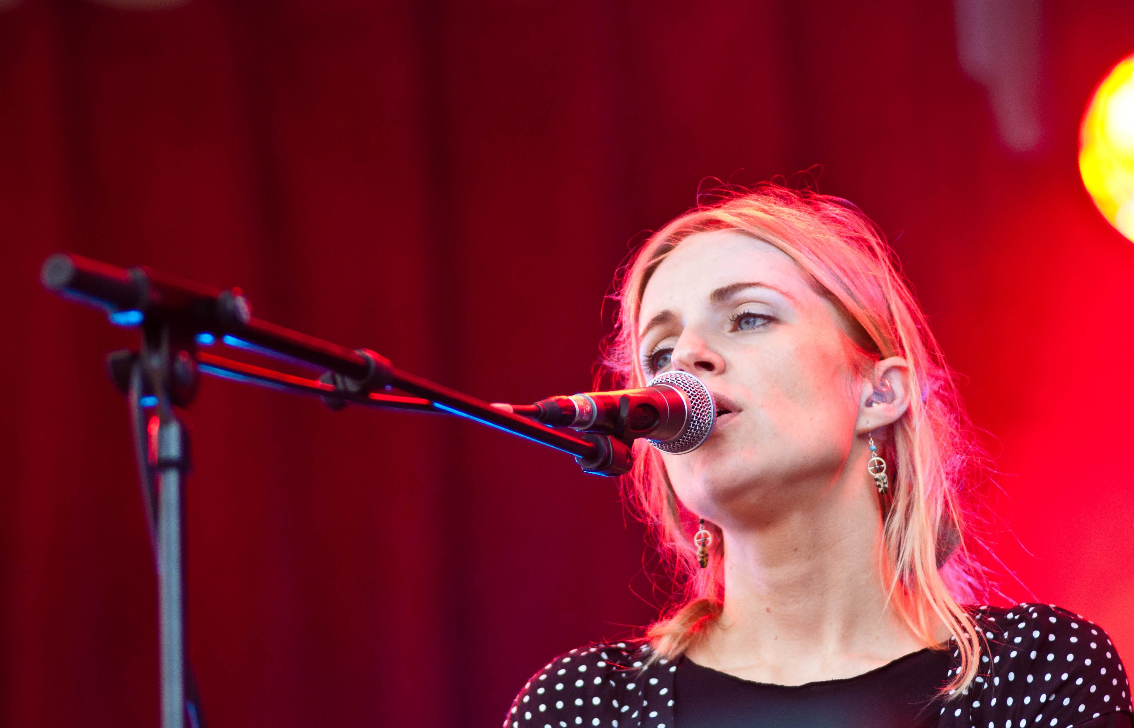 艾格尼丝·欧贝尔