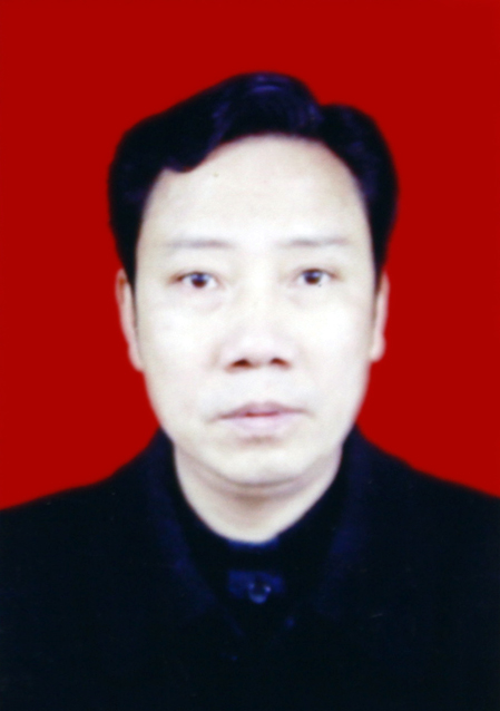 富顺县人民政府办公室副主任,富顺县委政法委副书记,中共富顺县委群众