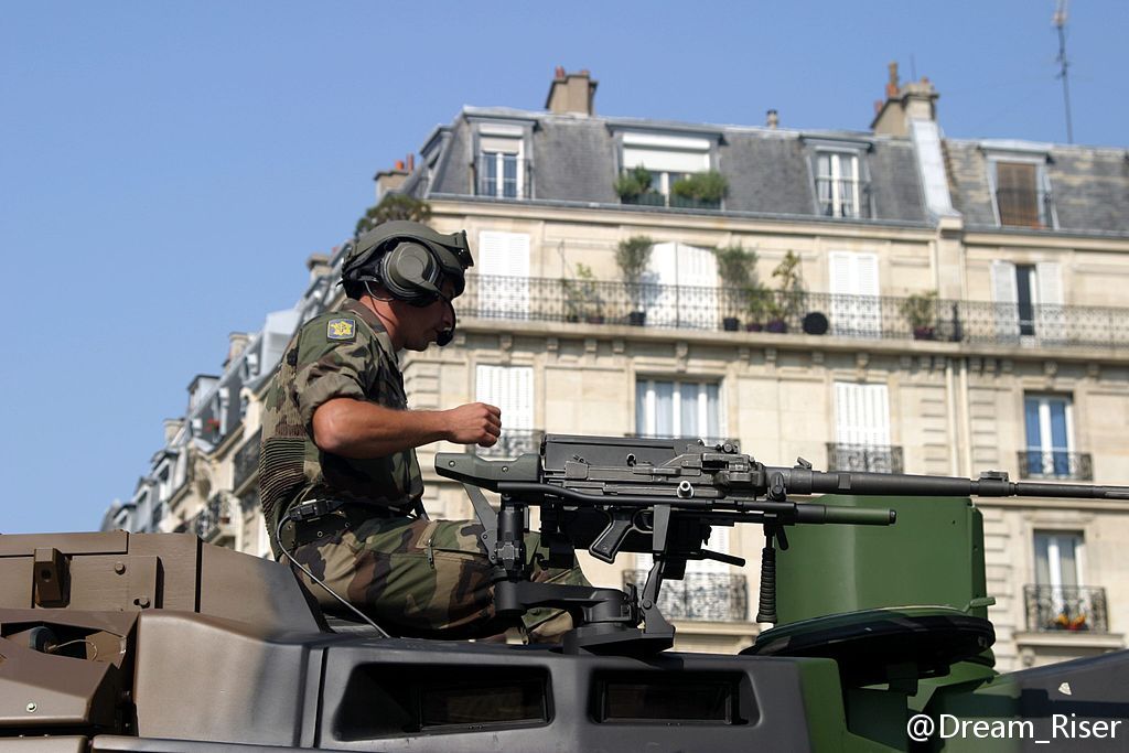  p>勒克莱尔主战坦克(英语:leclerc main battle tank,法语:leclerc