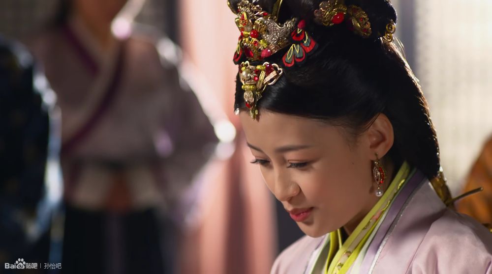  p>孙怡,1993年6月4日出生于吉林省集安市,中国内地影视女演员.