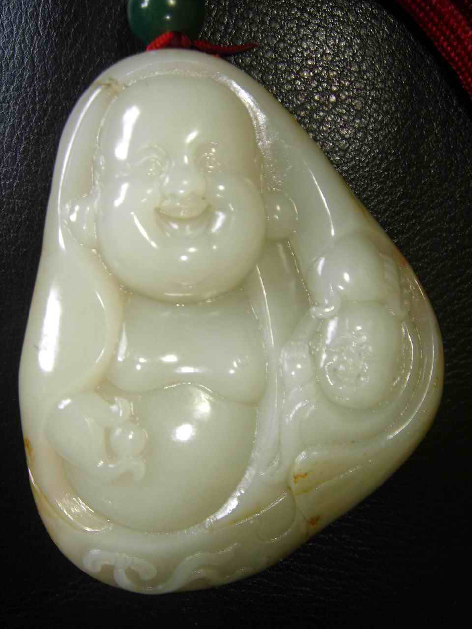  p>密玉(mixian county jade)又称"河南玉",以产于河南省新密市而得名