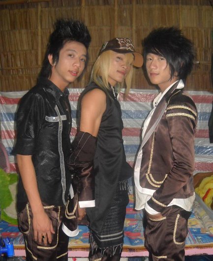  p>hkt组合来自 a target="_blank" href="/item/越南/155278" data