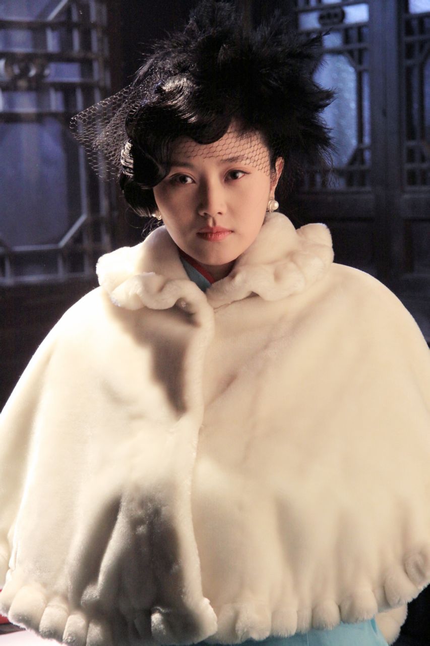 陈凡,2月17日出生于陕西省宝鸡市,毕业于北京电影学院,中国内地女演员