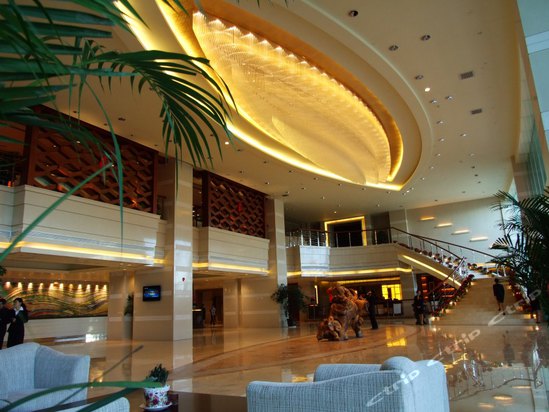  p>大理海湾国际酒店,位于大理市商业中心,是大理州重点招商引资的