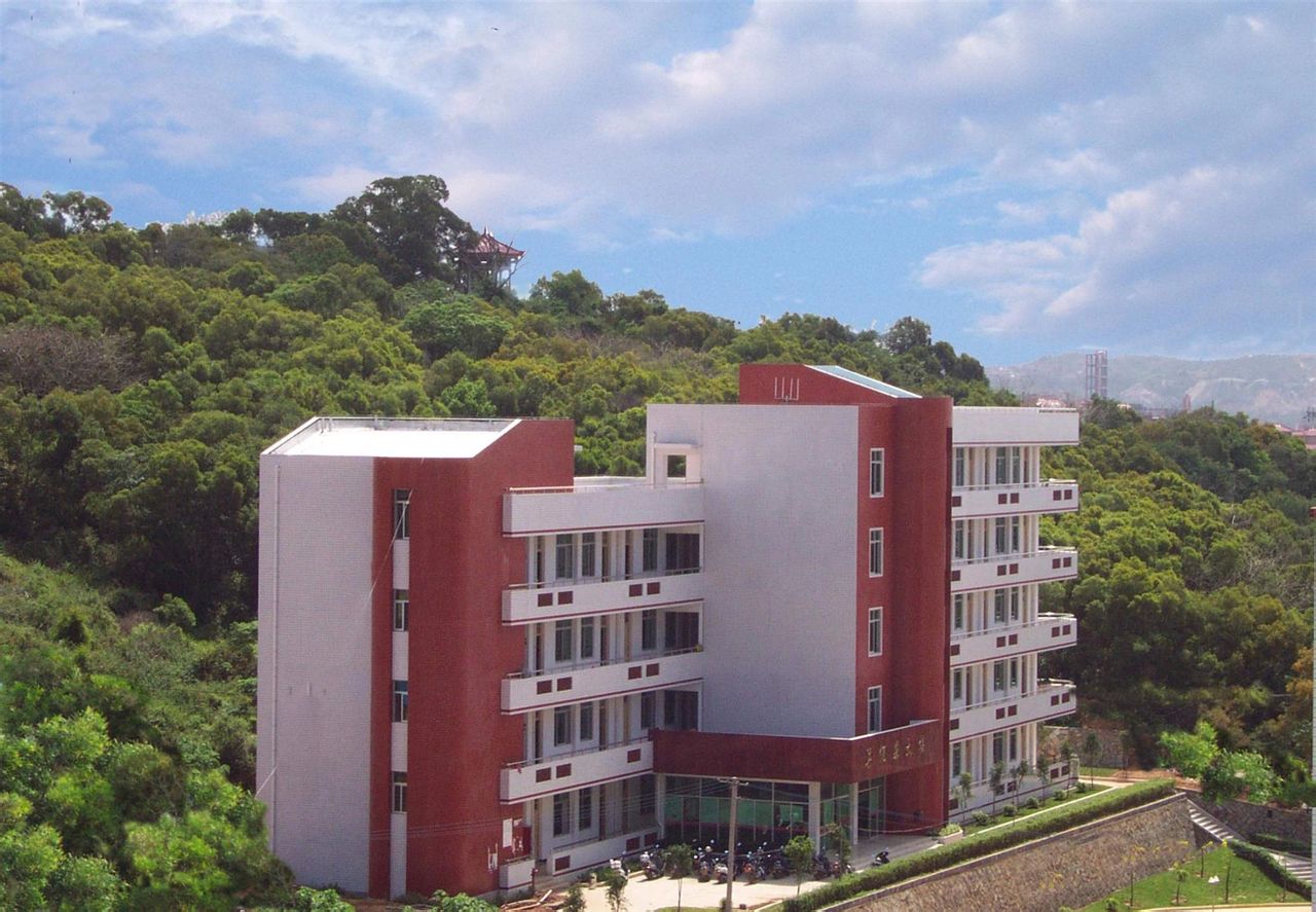  p>黎明职业大学(liming vocational university)位于 a target="