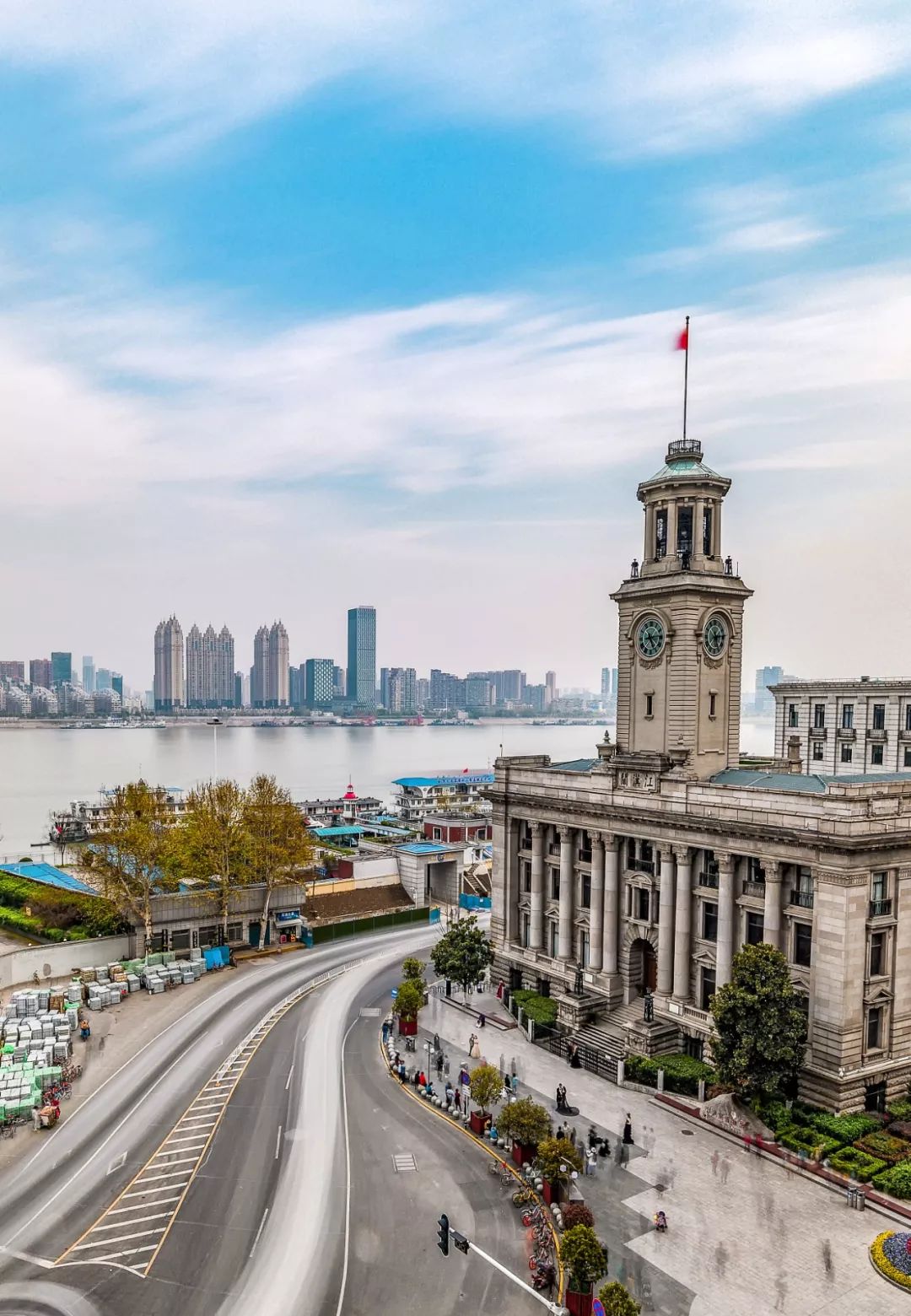  p>武汉,简称" a target="_blank" href="/item/汉/10949334" data