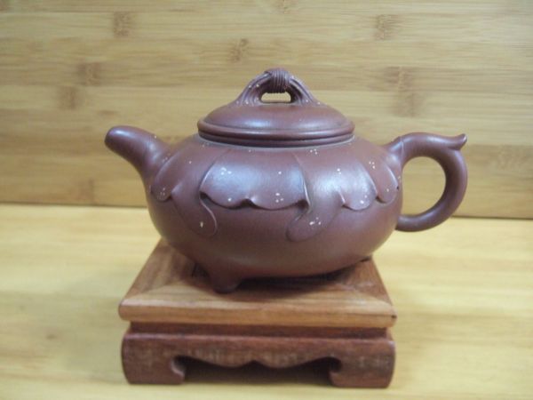 紫砂壶（中国特有的手工制造陶土工艺品）_百度百科