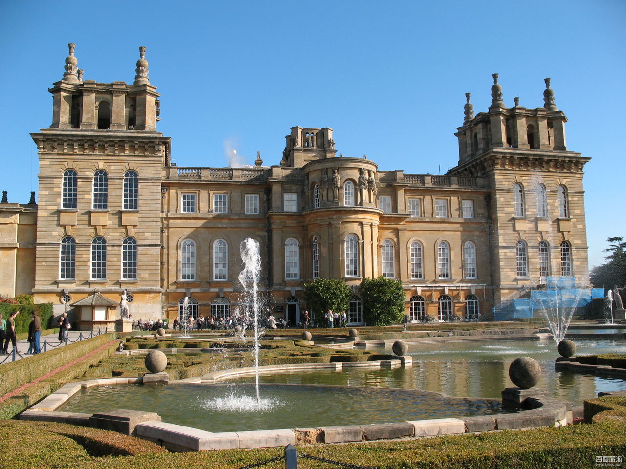  p>布莱尼姆宫,别名 a target="_blank" href="/item/丘吉尔/273967"