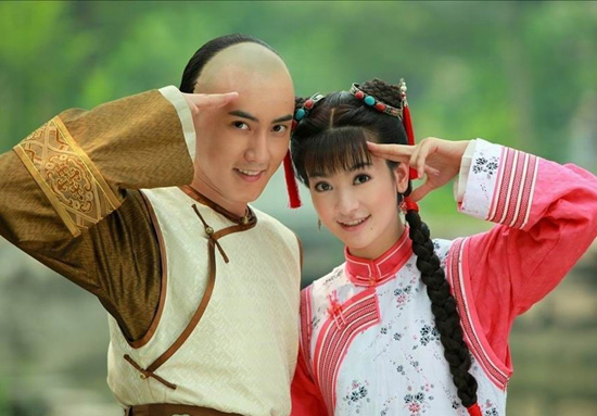 是《 a target="_blank" href="/item/新还珠格格/29392" data-lemma