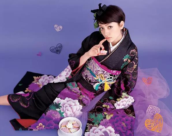 美波（日本模特、演员）_百度百科