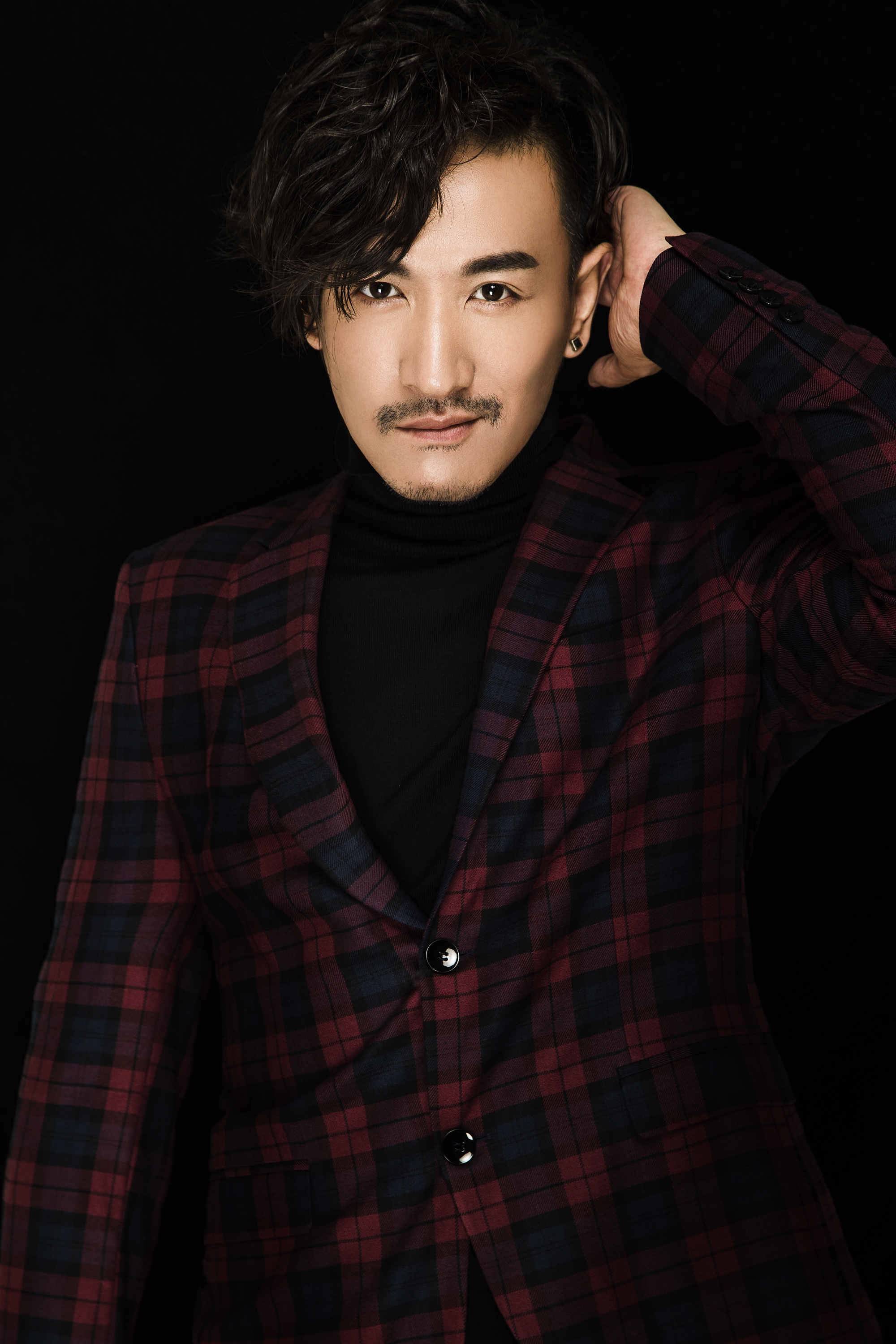  /p> p>2003年,因出演个人首部都市剧《 a target="_blank" href="