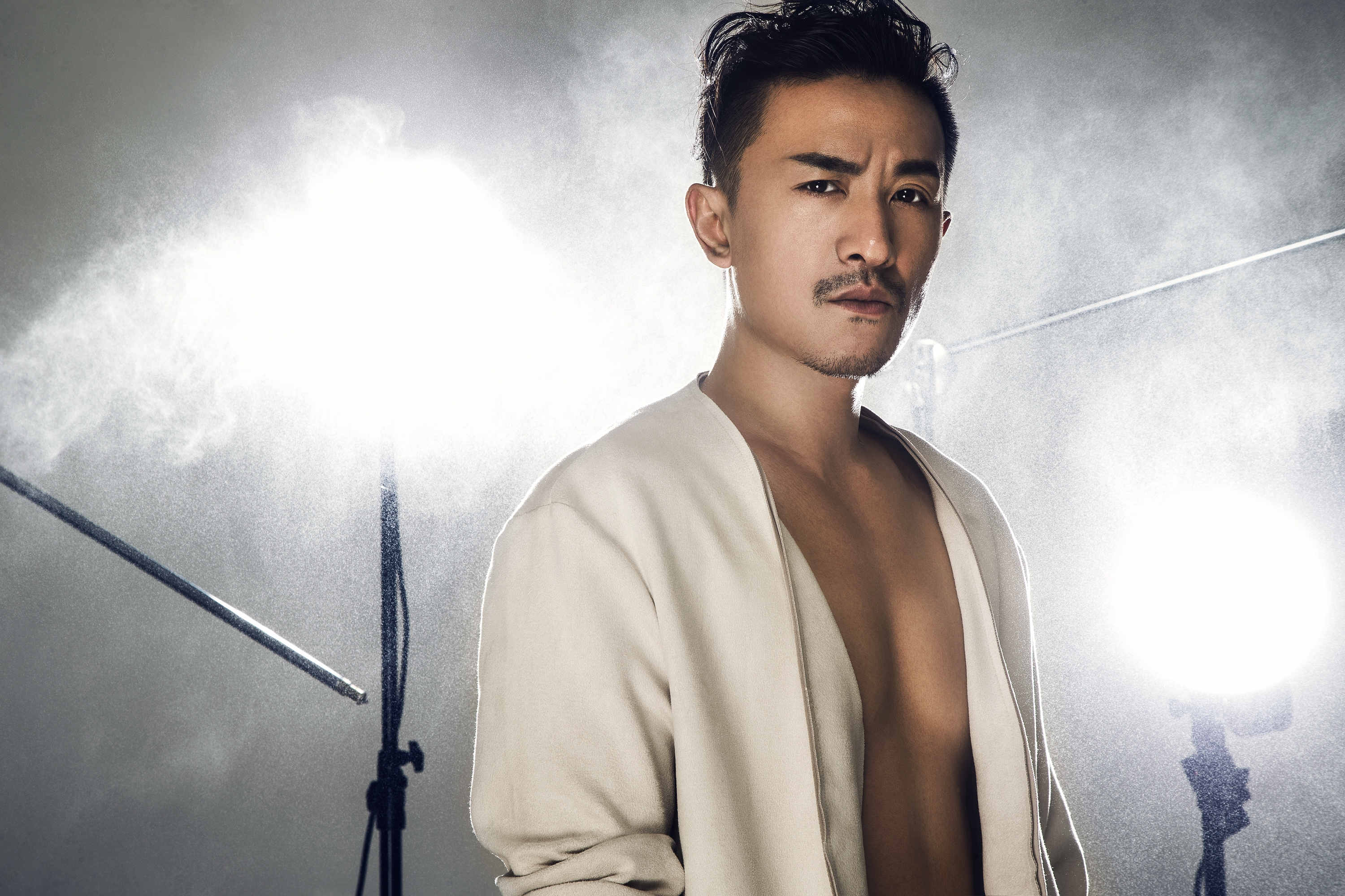  /p> p>2003年,因出演个人首部都市剧《 a target="_blank" href="