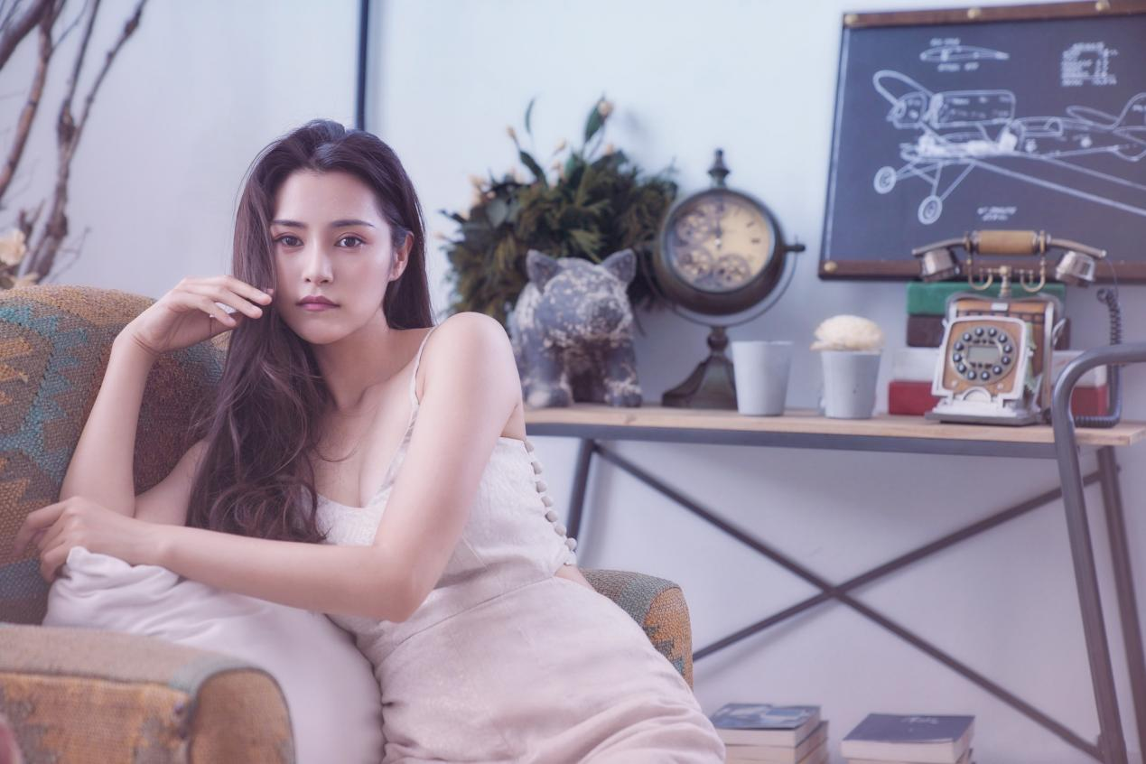  p data-id="go1atira87">田蕾希,出生于天津市,中国内地女演员,模特