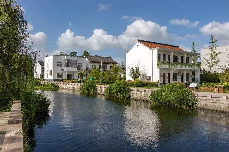  p data-id="gnbtc8tb15">干窑镇,隶属于浙江省嘉兴市嘉善县,地处 a